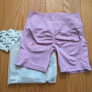 Amplify Contour Short - Poise